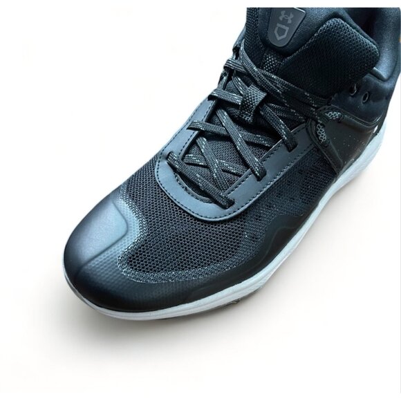 Under Armour Women's Baseball Cleats Size 8.5, New - Picture 3 of 12